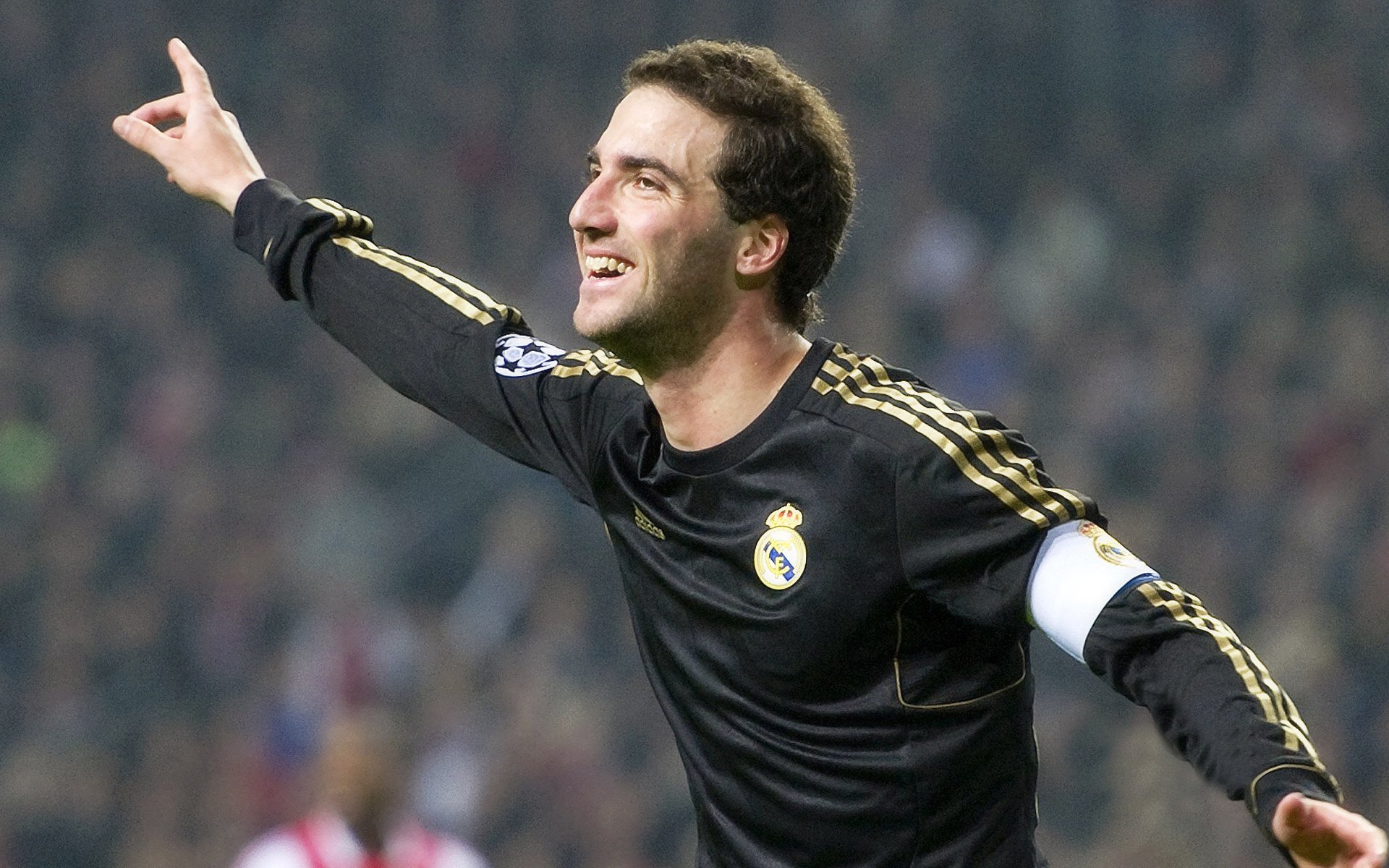 日本NHK:瑞士队的冷静与技术令人敬佩,瑞士队虽败犹荣